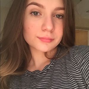 Meet your Posher, Hailey